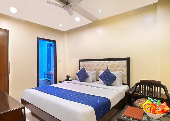 Hotel Guru Vas Inn