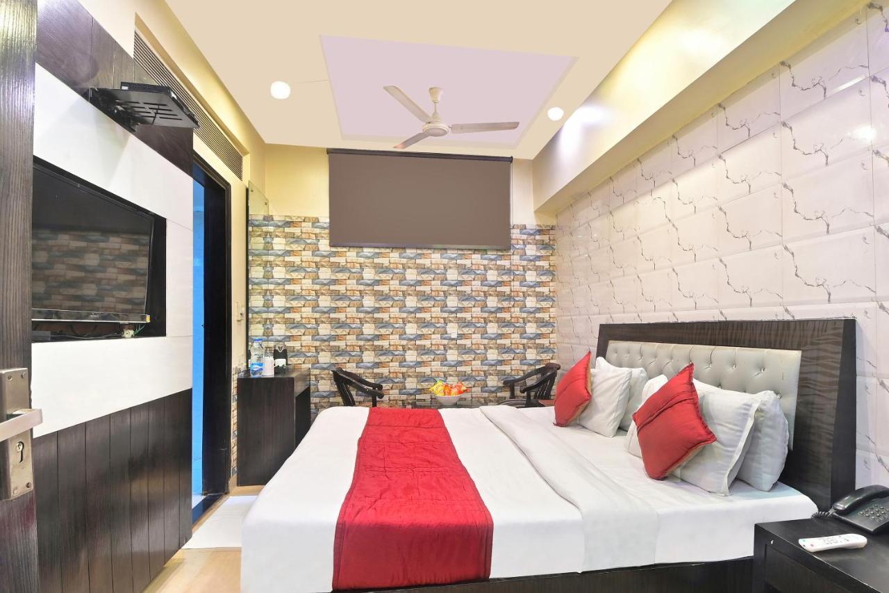 Hotel Guru Vas New Delhi