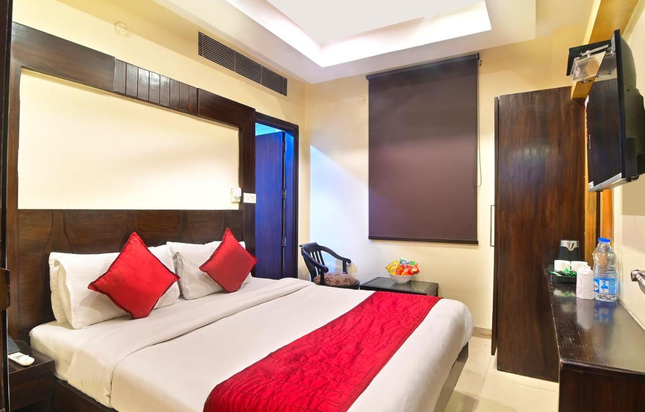 Hotel Guru Vas New Delhi